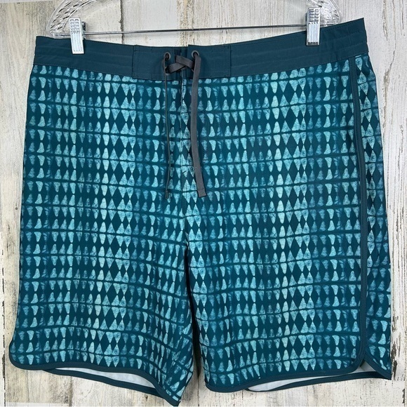 PRANA Roots Studio Boardshorts‎ in lankai color - Picture 1 of 16